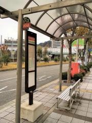 「渚中学校前」バス停留所
