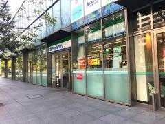 ファミリーマート　晴海フロント店