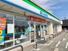 ファミリーマート　韮崎インター西店