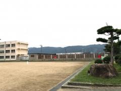 北山本小学校