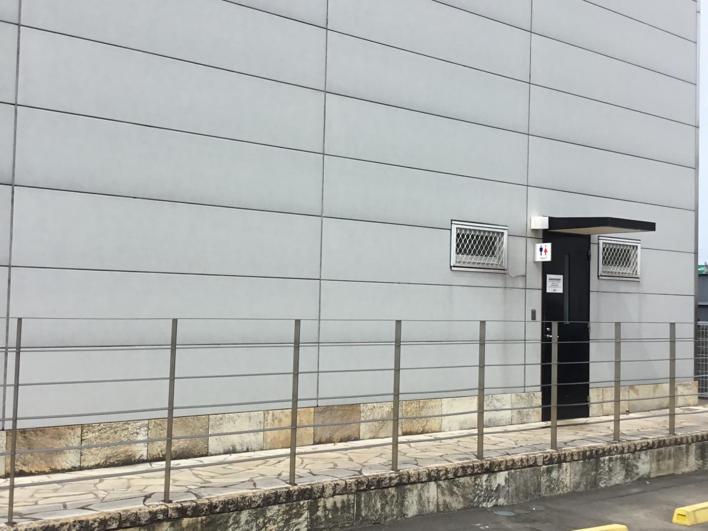 ユニクロ パワー シティ レインボー 店