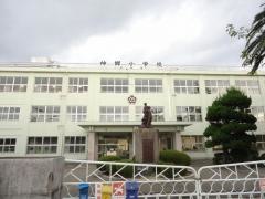 神郷小学校