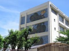 瓜破東小学校