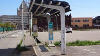 「市役所前」バス停留所