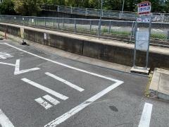 「三郷中央公園」バス停留所