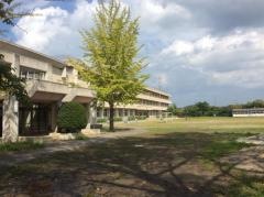 汐見小学校