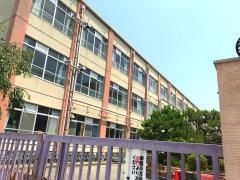 朱雀第八小学校