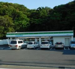 ファミリーマート　白浜藤島店