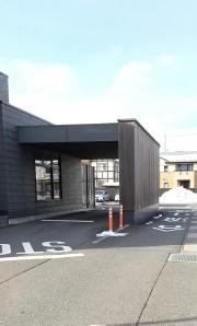 スターバックスコーヒー　八戸田向店