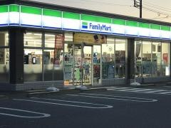 ファミリーマート　つくば葛城店
