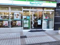 ファミリーマート　横浜弥生町店