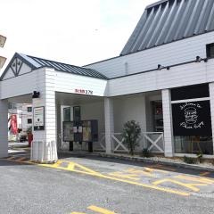 モスバーガー　那覇金城店