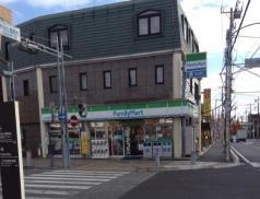 ファミリーマート　戸田公園駅前店