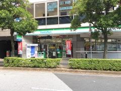 ファミリーマート　稲毛海岸駅前店