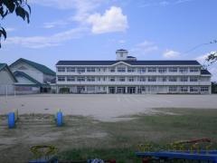 広陵東小学校