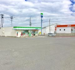 ファミリーマート　愛野展望台店