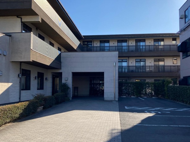 アズハイム横浜いずみ中央 施設外観