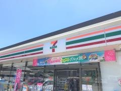 セブンイレブン 津市白山町店