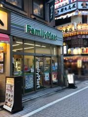 ファミリーマート　日比谷シャンテ前店