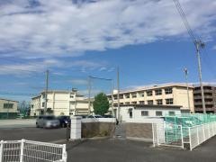 鷺山小学校