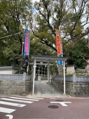山阪神社