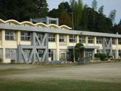 二宮小学校