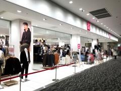ユニクロ　リバーサイド千秋店