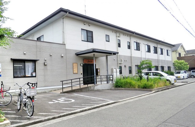 建物側面