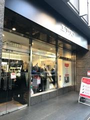 エフワン神田店