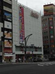 ユニクロ　ＡＢＡＢ上野店