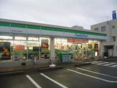 ファミリーマート　御坊湯川町財部店