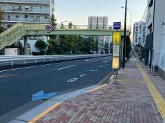 「碑文谷警察署」バス停留所