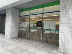 ファミリーマート　銀座松竹スクエア店