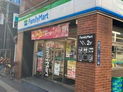 ファミリーマート　池下駅前店