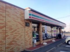 セブンイレブン　尾島小角田店