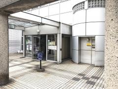 久喜市立中央図書館