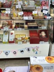 不二家　エミオ狭山店