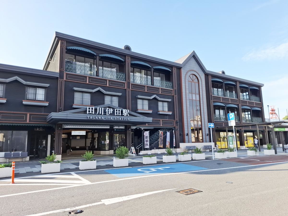 駅舎外観１