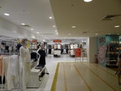 ジーユー　京阪シティモール店