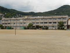 甲府市立東中学校