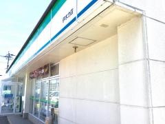 ファミリーマート　伊木力店