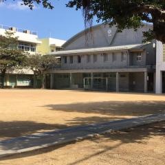 那覇小学校