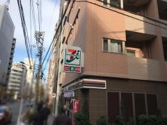 セブンイレブン　新宿山吹町店