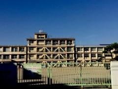津島市立東小学校