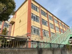 百々小学校