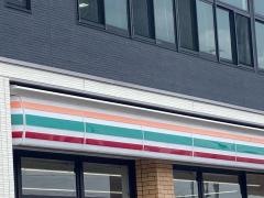セブンイレブン　佐賀競馬場前店