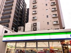 ファミリーマート　博多東住吉店