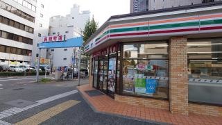 セブンイレブン　名古屋桜通呉服店
