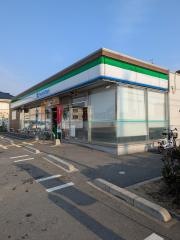 ファミリーマート　伊丹中野東店
