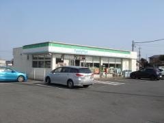 ファミリーマート　河内上田原店